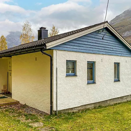 In Byrkjelo With Kitchen Holiday home Reed